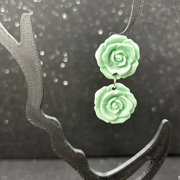 Green Rose Earrings - Picture 3 of 4